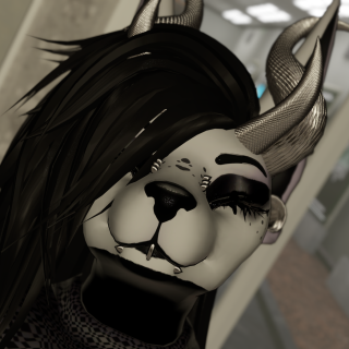 VRChat_2024-12-11_20-06-11.463_3840x2160