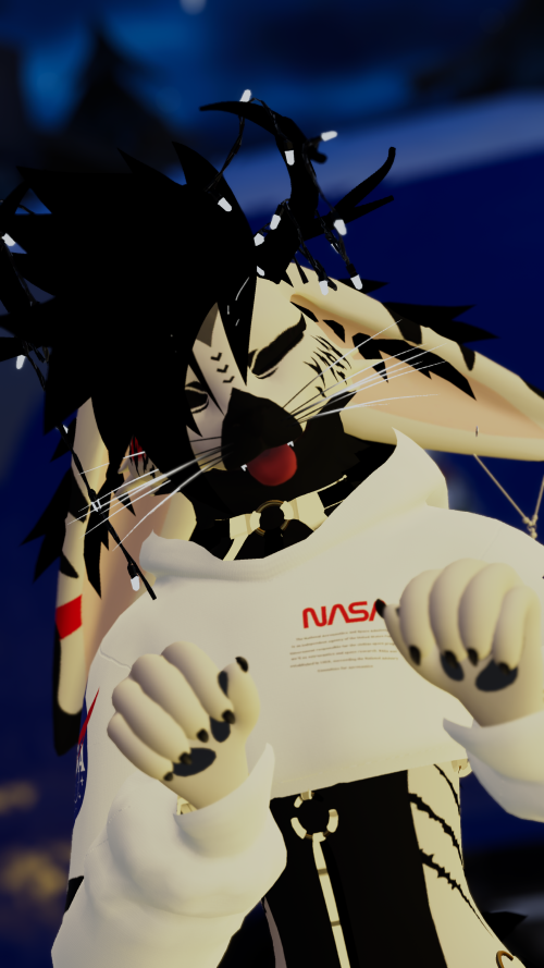 VRChat_2024-12-13_17-37-37.807_2160x3840.png