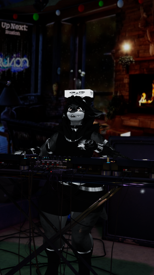 VRChat_2024-12-13_22-34-27.206_2160x3840.png