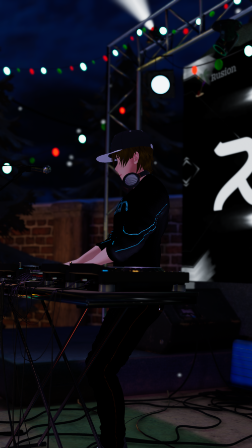 VRChat_2024-12-13_23-08-49.239_2160x3840.png