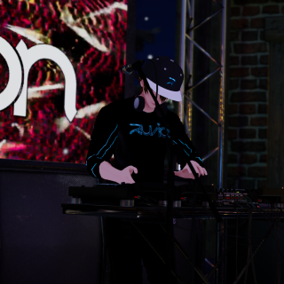 VRChat_2024-12-13_23-09-00.616_2160x3840