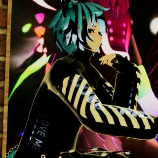 VRChat_2024-12-13_23-40-44.169_2160x3840