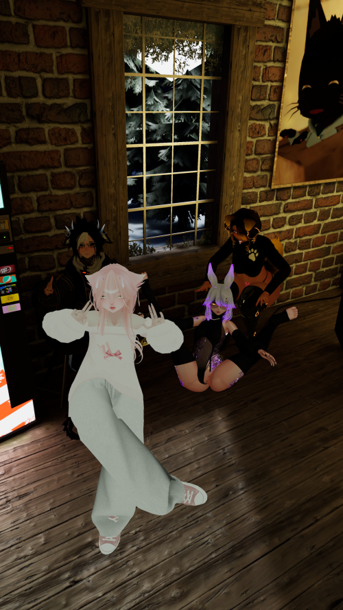 VRChat_2024-12-13_23-42-09.818_2160x3840.png