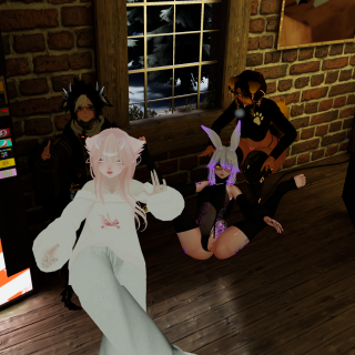 VRChat_2024-12-13_23-42-11.104_2160x3840
