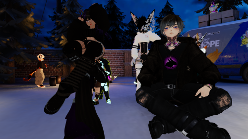 VRChat_2024-12-13_23-43-13.254_3840x2160.png