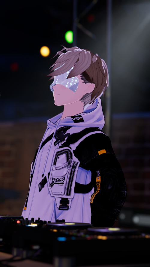 VRChat_2024-12-14_00-20-58.953_2160x3840.png