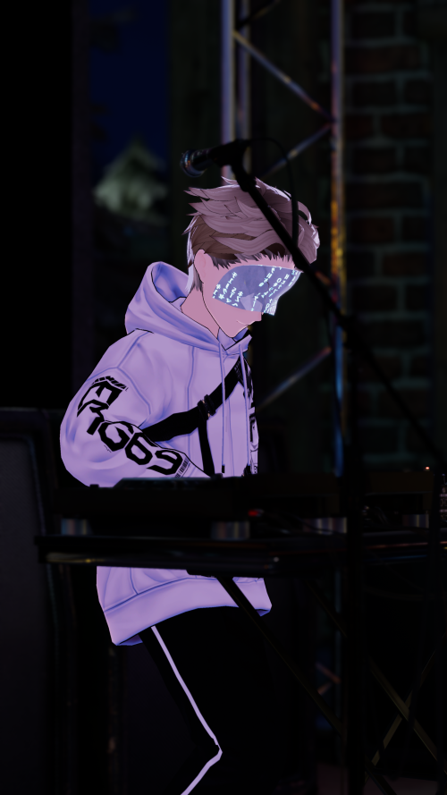 VRChat_2024-12-14_00-21-17.201_2160x3840.png