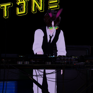 VRChat_2024-12-14_01-03-32.070_2160x3840