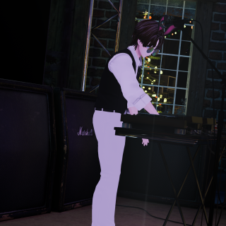 VRChat_2024-12-14_01-03-43.506_2160x3840