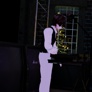 VRChat_2024-12-14_01-03-45.762_2160x3840