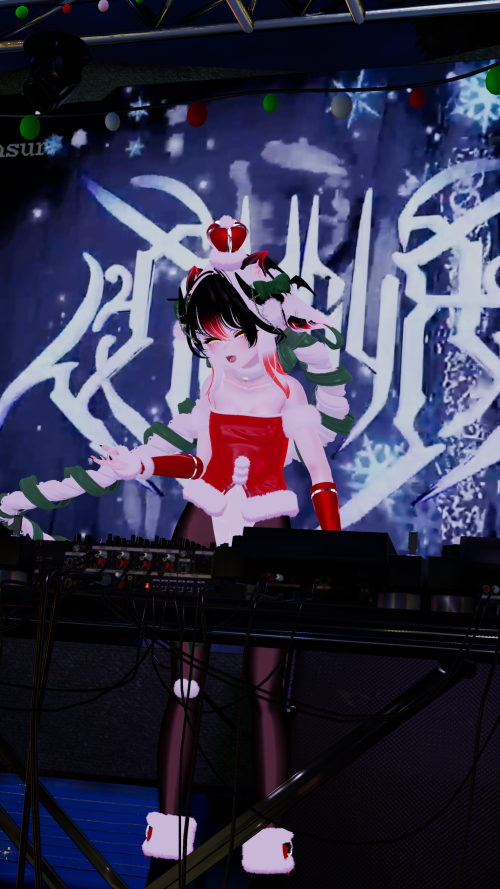 VRChat_2024-12-14_02-10-17.881_2160x3840.png