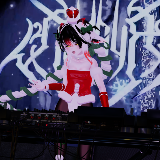 VRChat_2024-12-14_02-10-17.881_2160x3840