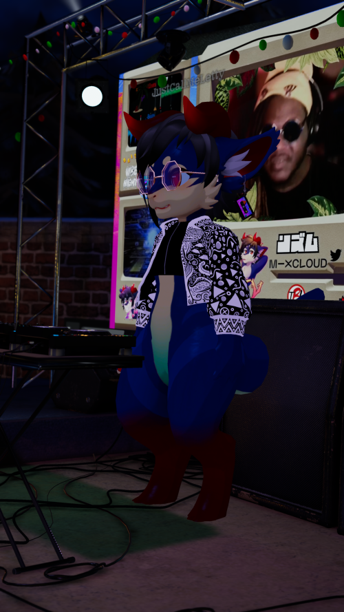 VRChat_2024-12-14_03-51-37.475_2160x3840.png