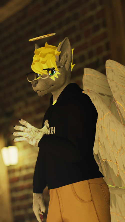 VRChat_2024-12-14_18-47-22.621_2160x3840.png