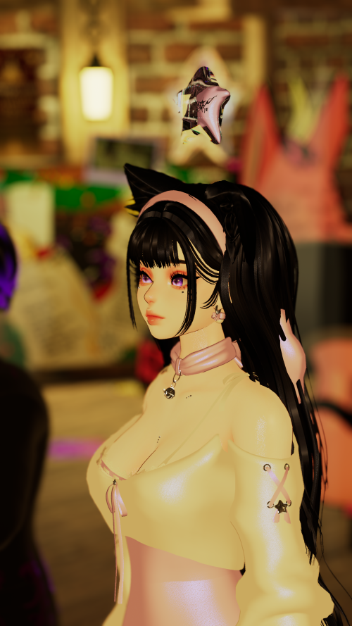 VRChat_2024-12-14_19-23-49.077_2160x3840.png