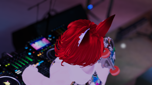 VRChat_2024-12-15_00-37-59.709_3840x2160.png