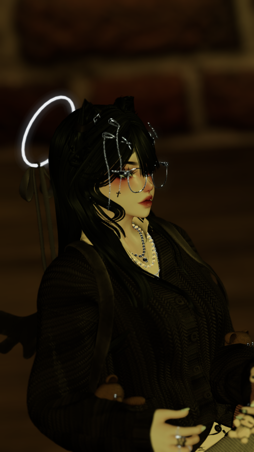 VRChat_2024-12-14_23-48-09.323_2160x3840.png