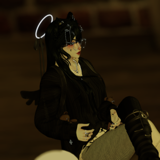 VRChat_2024-12-14_23-48-13.329_2160x3840