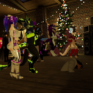 VRChat_2024-12-14_23-49-57.839_3840x2160