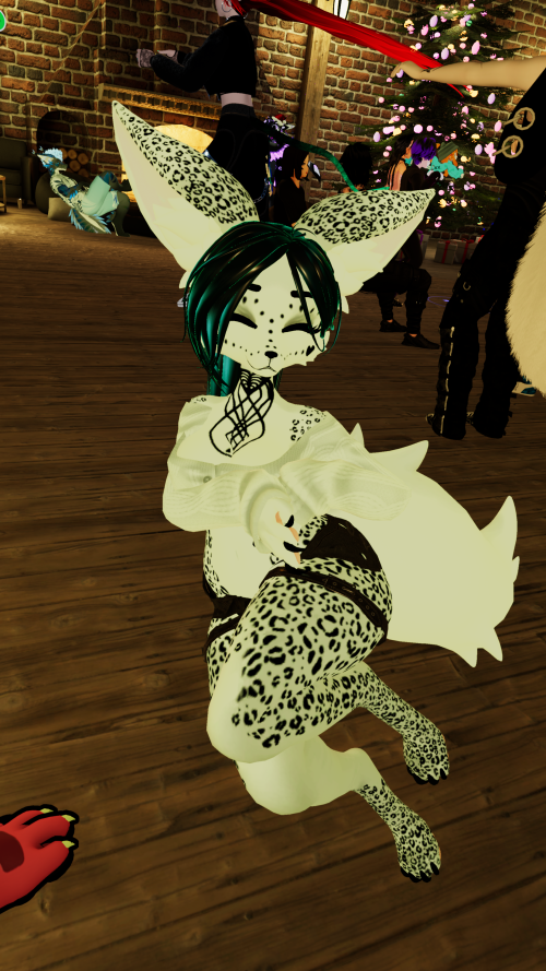 VRChat_2024-12-15_01-28-20.584_2160x3840.png
