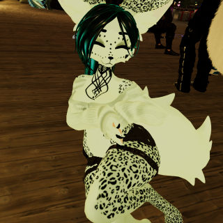 VRChat_2024-12-15_01-28-20.584_2160x3840