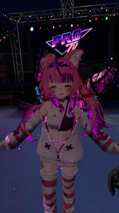 VRChat_2024-12-15_03-47-58.424_2160x3840.png