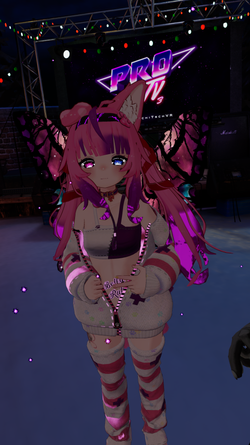 VRChat_2024-12-15_03-47-59.678_2160x3840.png