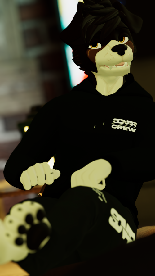 VRChat_2024-12-15_20-40-53.121_2160x3840.png
