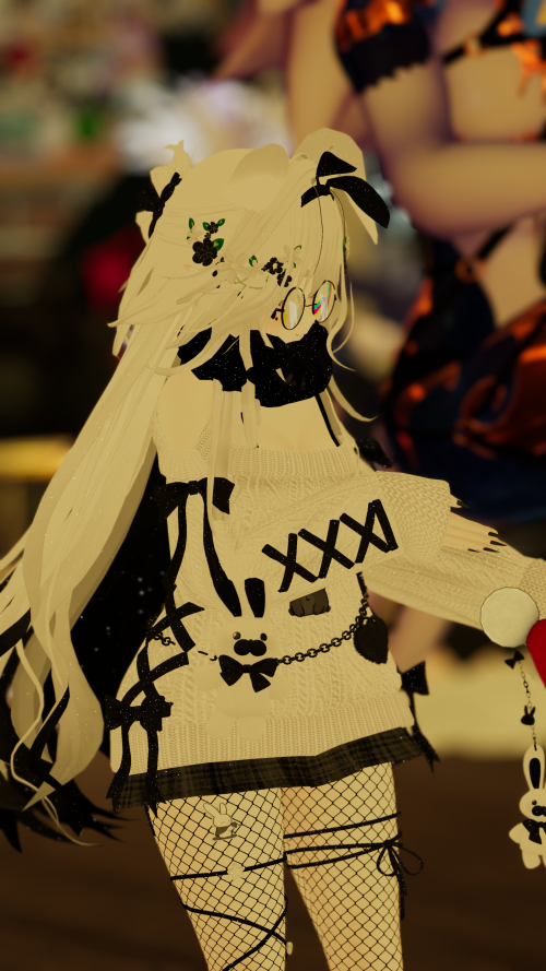 VRChat_2024-12-15_22-04-26.081_2160x3840.png