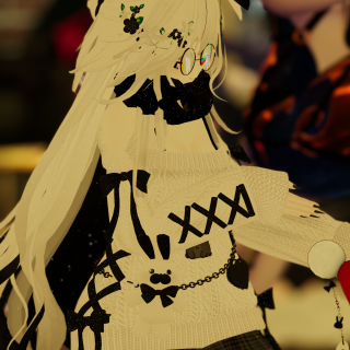 VRChat_2024-12-15_22-04-26.081_2160x3840