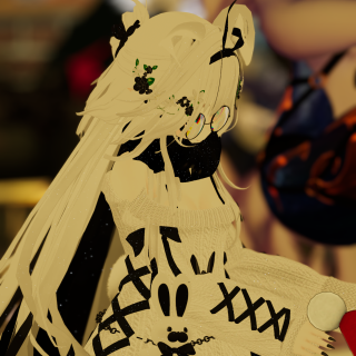 VRChat_2024-12-15_22-04-29.392_2160x3840