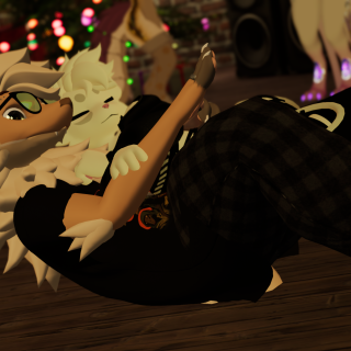 VRChat_2024-12-15_22-10-33.849_3840x2160