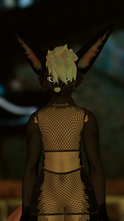 VRChat_2024-12-15_22-22-20.831_2160x3840.png