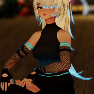 VRChat_2024-12-15_23-22-01.554_2160x3840