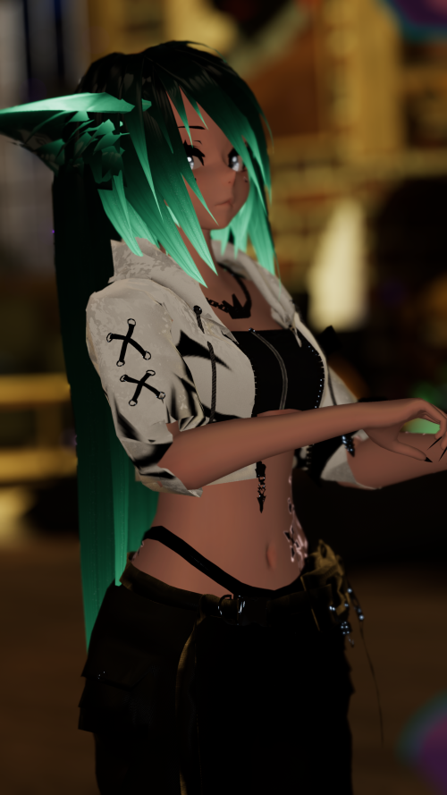 VRChat_2024-12-15_23-22-15.729_2160x3840.png