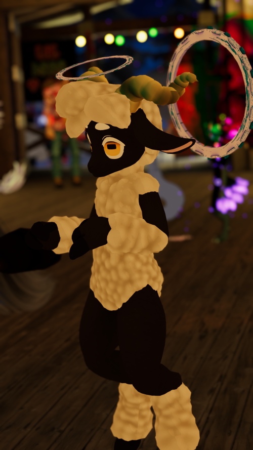VRChat_2024-12-16_00-38-29.775_2160x3840.png