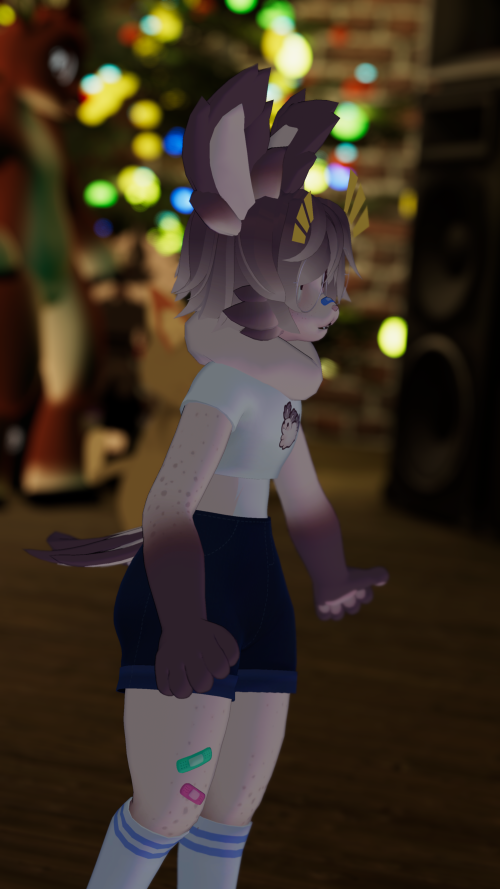 VRChat_2024-12-16_02-34-44.771_2160x3840.png