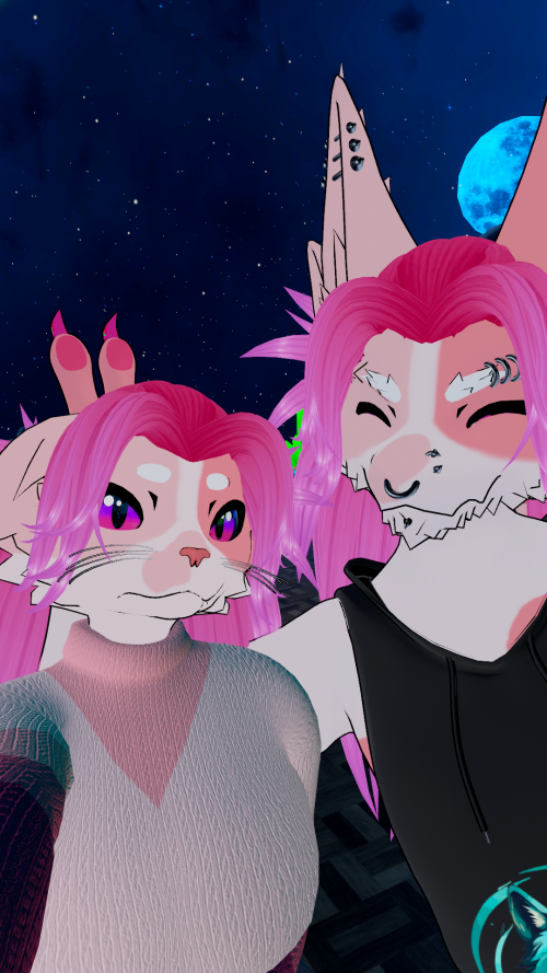 VRChat_2024-12-18_20-14-26.452_1080x1920.png