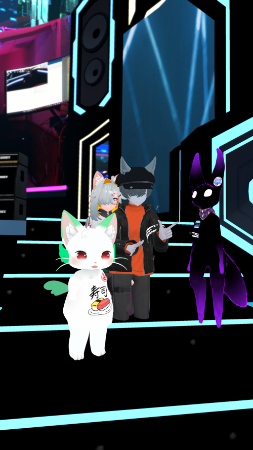 VRChat_2024-12-21_00-13-38.540_2160x3840.png