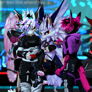 VRChat_2024-12-21_00-14-14.704_2160x3840