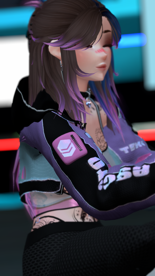 VRChat_2024-12-21_00-14-57.029_2160x3840.png