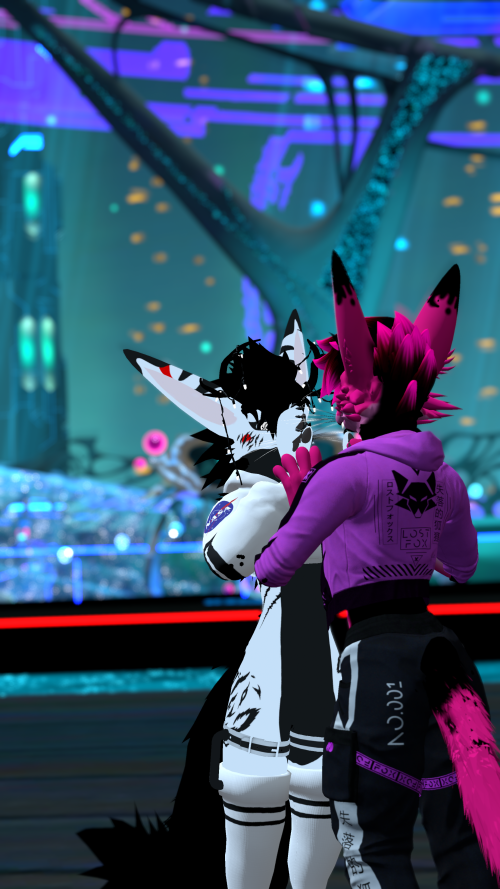 VRChat_2024-12-21_00-15-18.460_2160x3840.png