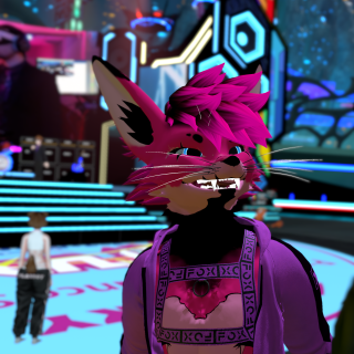 VRChat_2024-12-21_00-27-50.847_2160x3840