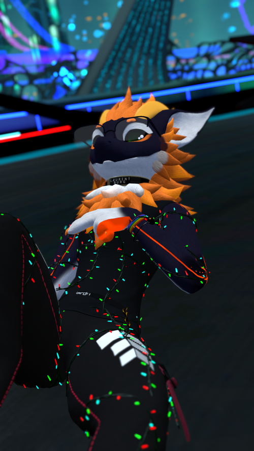 VRChat_2024-12-21_00-39-40.157_2160x3840.png