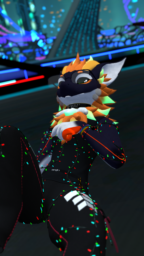 VRChat_2024-12-21_00-39-41.202_2160x3840.png
