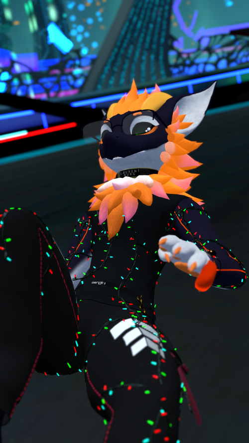 VRChat_2024-12-21_00-39-43.280_2160x3840.png