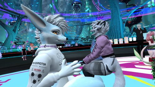 VRChat_2024-12-21_01-36-49.580_3840x2160.png