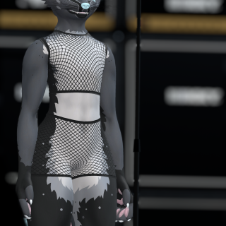 VRChat_2024-12-21_02-04-55.544_2160x3840