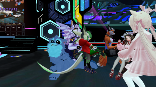 VRChat_2024-12-21_02-06-22.508_3840x2160.png