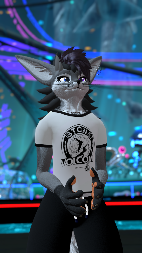 VRChat_2024-12-21_03-19-26.499_2160x3840.png